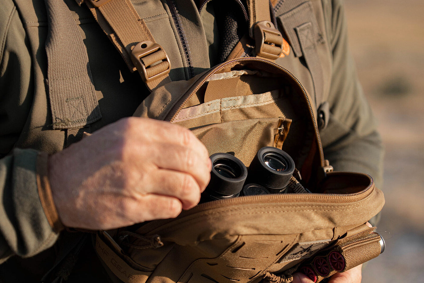 FHF Gear Bino Bucket